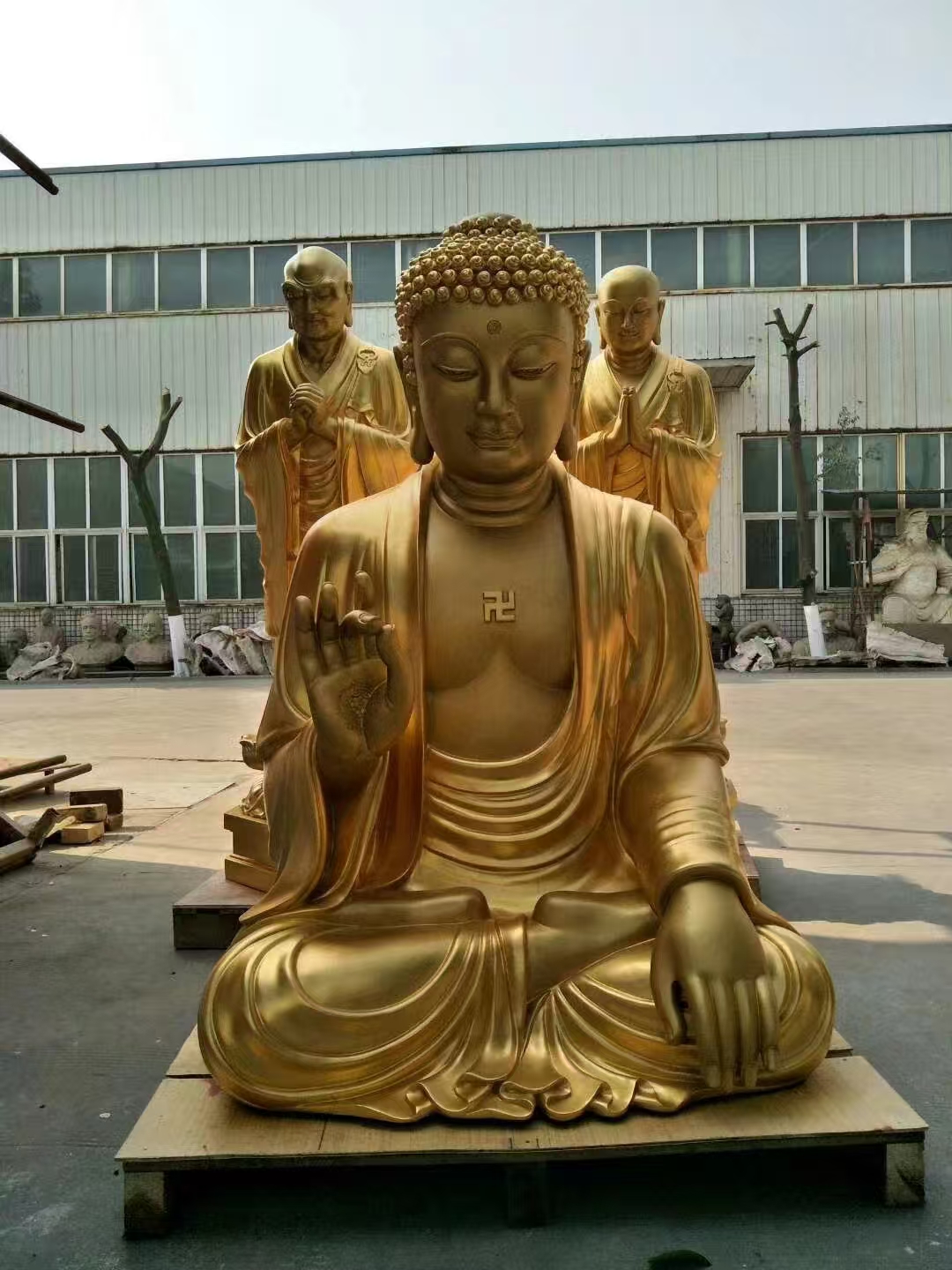 锻铜雕塑厂家